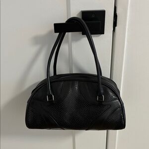 BLOOMINGDALE’S BOWLER HANDBAG
